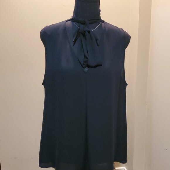 RW&CO black top with neck tie - Picture 6 of 6